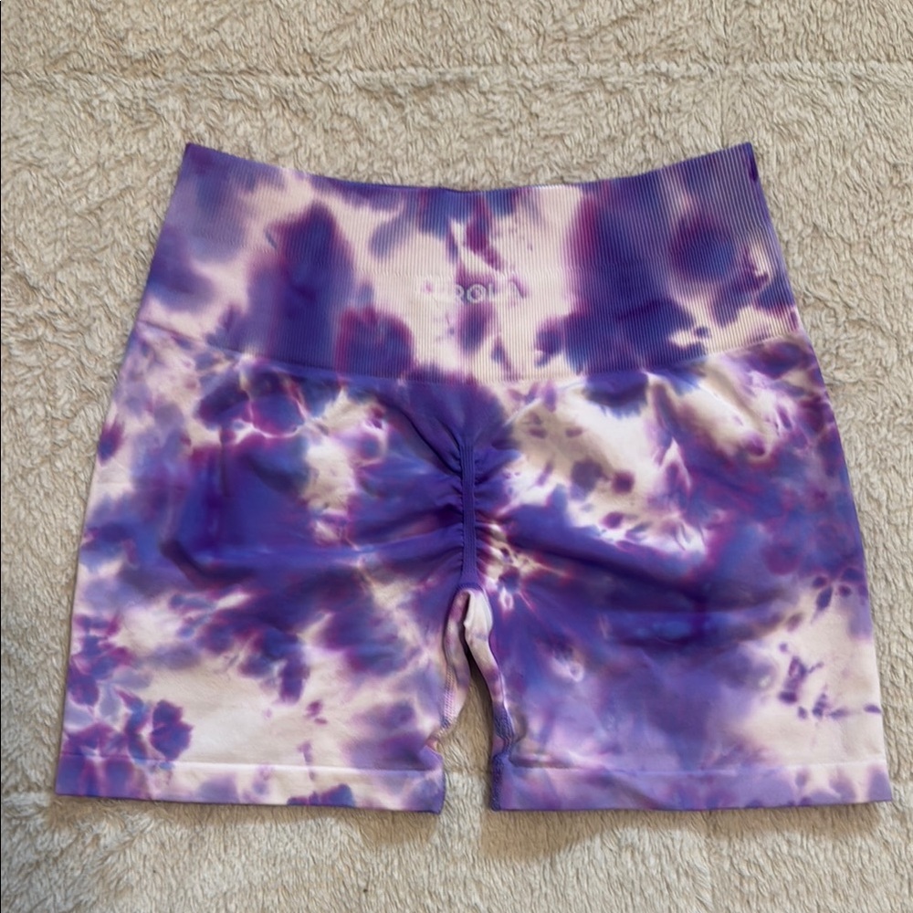 Aurora Purple Tie-Dye Biker Shorts small